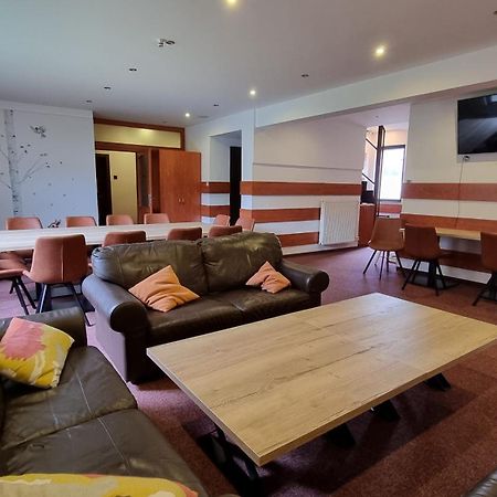 Apartmanovy Dom Slniecko Ziar Bagian luar foto