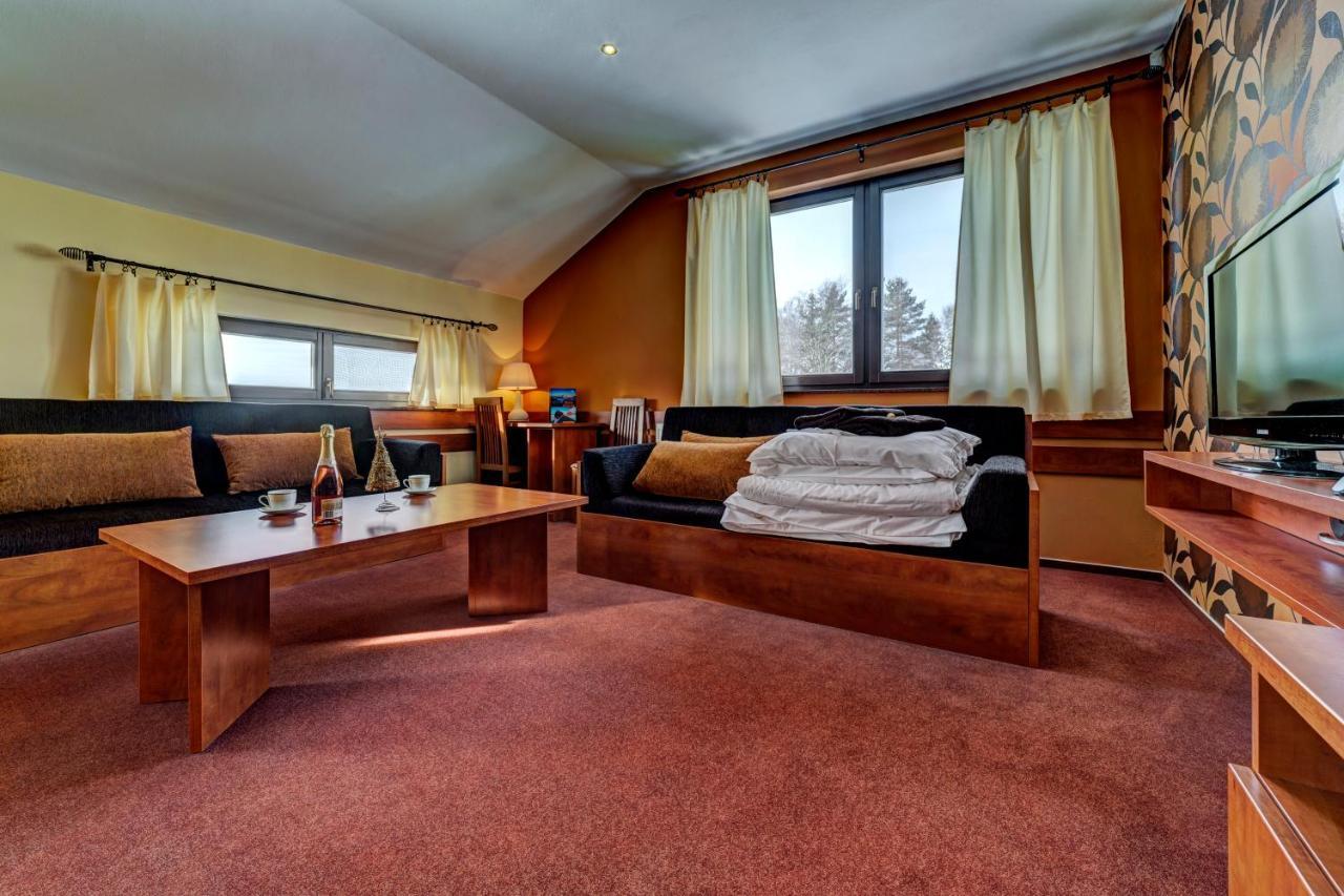 Apartmanovy Dom Slniecko Ziar Bagian luar foto