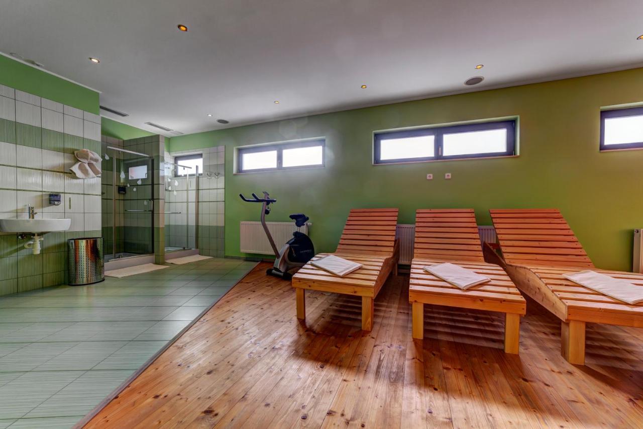 Apartmanovy Dom Slniecko Ziar Bagian luar foto