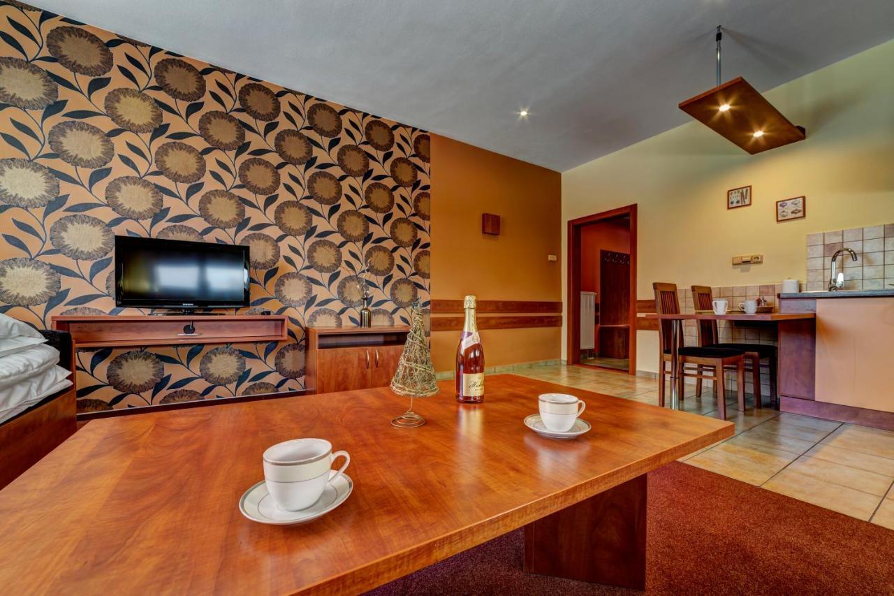 Apartmanovy Dom Slniecko Ziar Bagian luar foto
