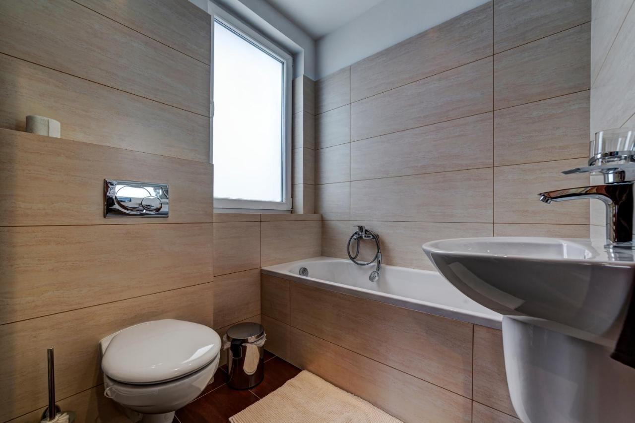 Apartmanovy Dom Slniecko Ziar Bagian luar foto
