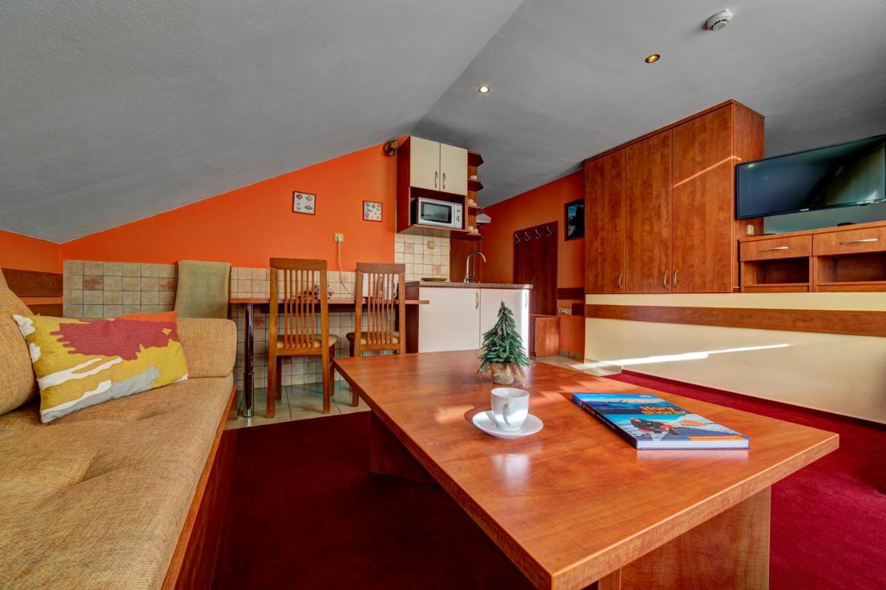 Apartmanovy Dom Slniecko Ziar Bagian luar foto