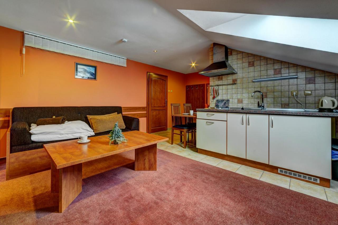 Apartmanovy Dom Slniecko Ziar Bagian luar foto