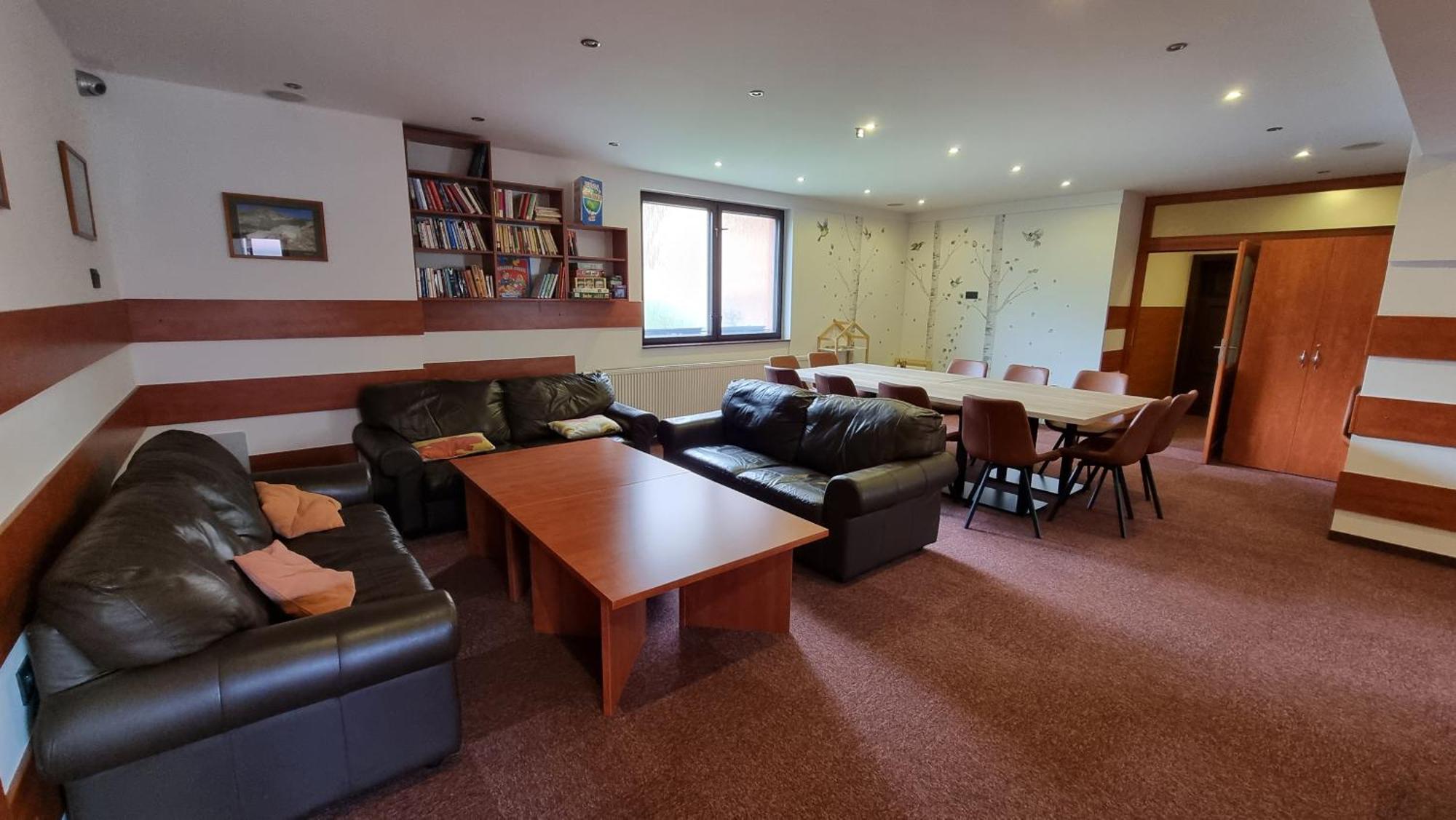 Apartmanovy Dom Slniecko Ziar Bagian luar foto