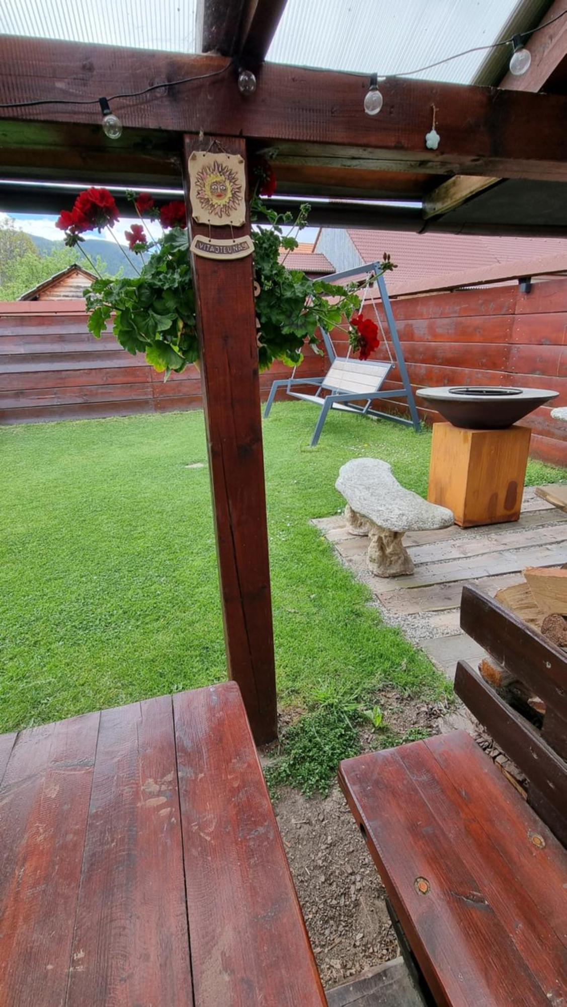 Apartmanovy Dom Slniecko Ziar Bagian luar foto