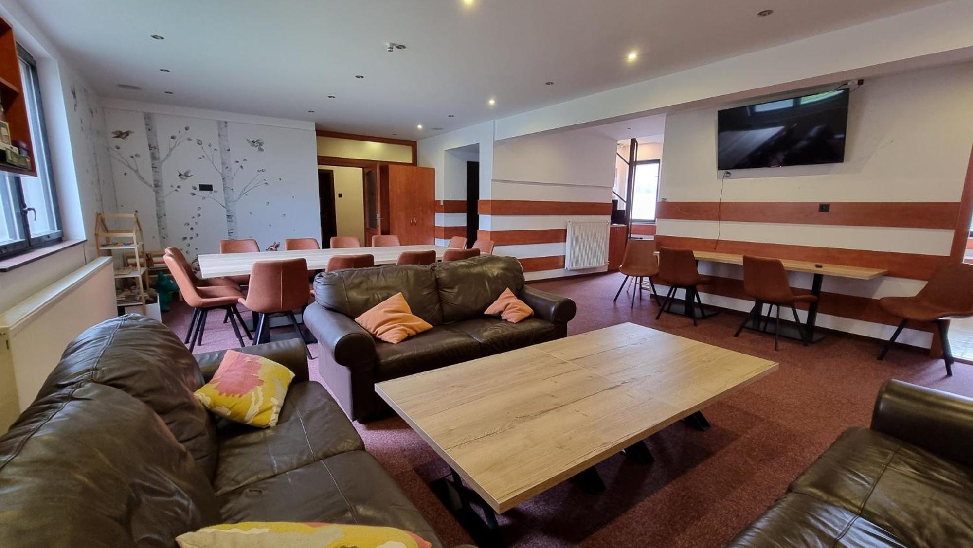 Apartmanovy Dom Slniecko Ziar Bagian luar foto
